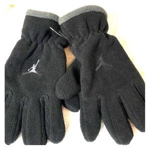 NWOT Michael Jordan fleece gloves